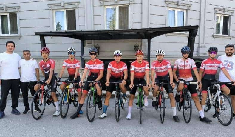 sakarya-yol-bisiklet-milli-takim.jpg