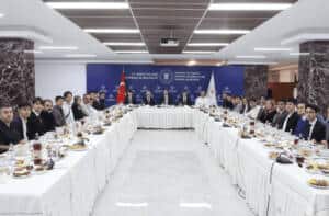 Bakan Bayraktar, Enerji Bağımsızlığı ve İnsan Kaynağının Önemini Öğrencilerle İftarda Ele Aldı