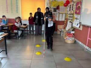 Sakarya’da Down Sendromu Farkındalık Günü’nde Öğrencilerle Etkinliklerde Empati ve Doğru İletişim Ele Alındı