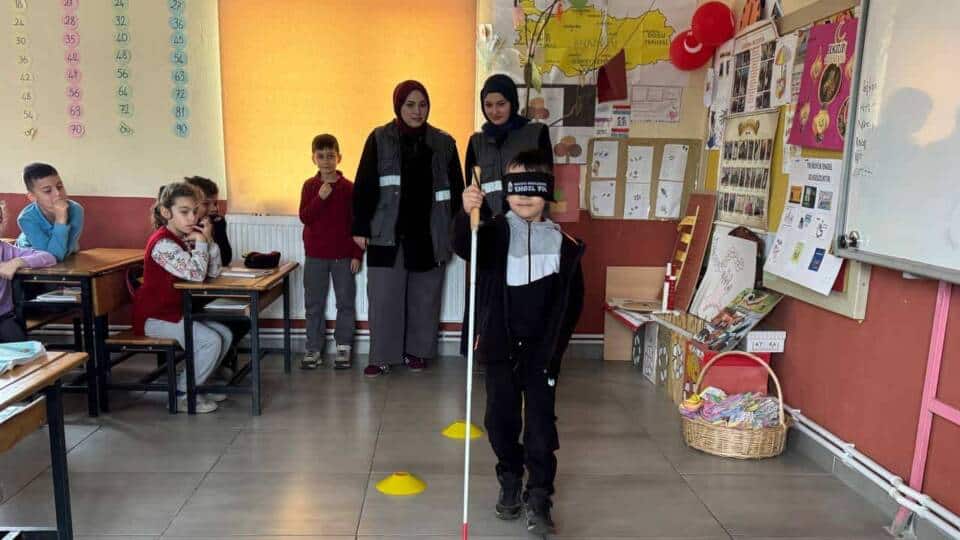 Sakarya’da Down Sendromu Farkındalık Günü’nde Öğrencilerle Etkinliklerde Empati ve Doğru İletişim Ele Alındı