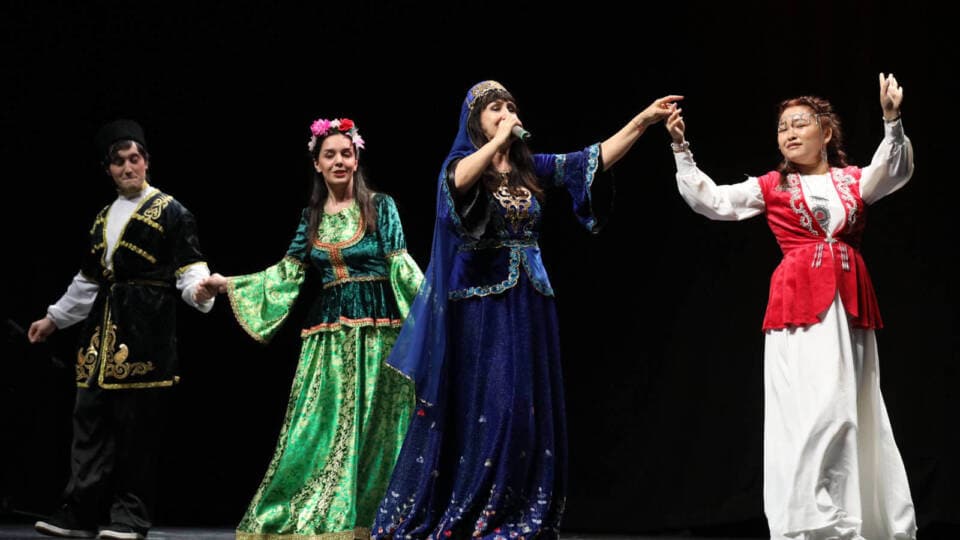 Bursa'da Nevruz Bayramı, Birlik ve Dayanışma Vurgusuyla Geleneksel Etkinliklerle Kutlandı