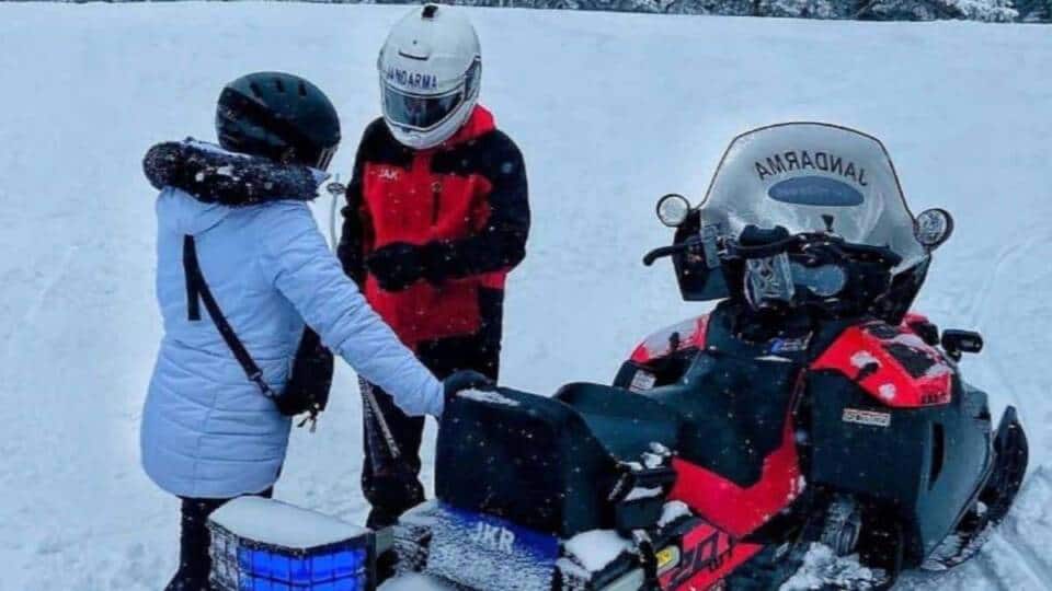 Uludağ’da Jandarma Ekipleri Kayakçılara Yoğun Sis ve Karlı Havalarda Destek Sağladı