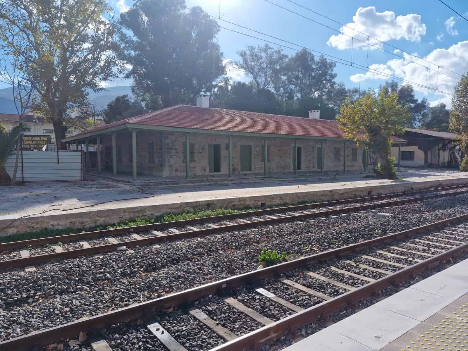 TCDD, 2025’te 60 Gar ve İstasyonu Tarihi Dokusunu Koruyarak Modernize Etti