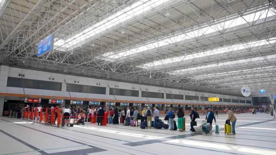 Antalya Havalimanı'nın Yeni Terminalleriyle Kapasite ve Yolcu Sayısında Dikkat Çeken Artış