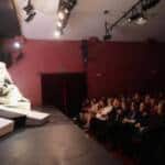 Başkan Ayşe Ünlüce, Şehir Tiyatroları'nın 'Unutmak' Oyununda İzleyicilerle Bir Araya Geldi