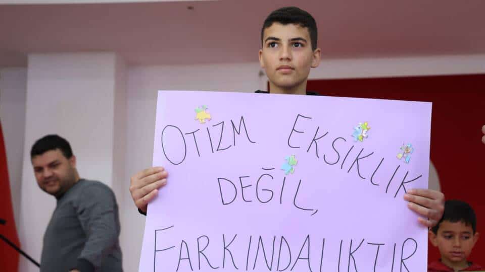 Antalya Büyükşehir Belediyesi, Otizm Farkındalık Günü'nde Özel Bireyler İçin Etkinlik Düzenledi