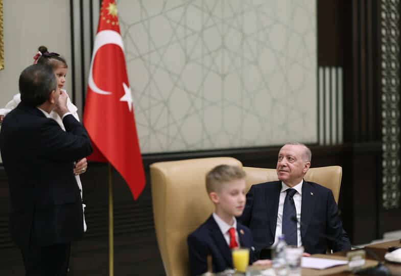 Cumhurbaşkanı Erdoğan, 23 Nisan’da Milli Eğitim Bakanı Tekin ve Çocukları Kabul Etti