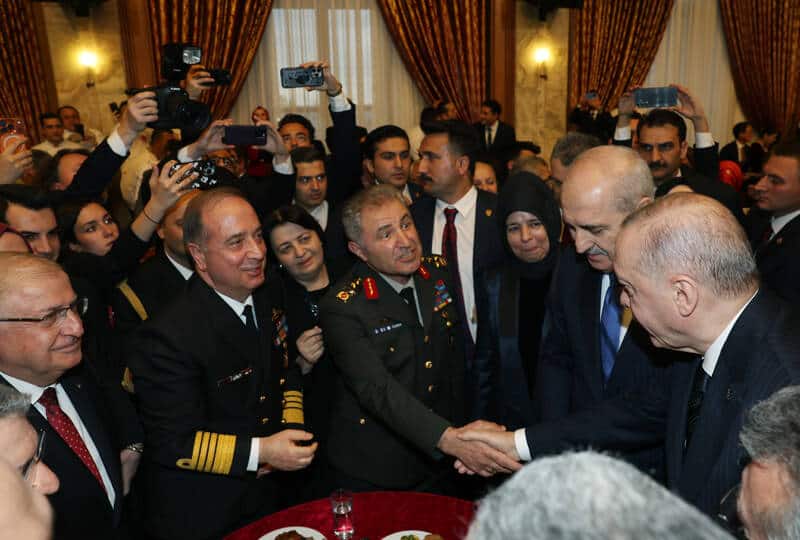 Cumhurbaşkanı Erdoğan, TBMM’nin 106. yıl resepsiyonunda siyasi liderlerle bir araya geldi