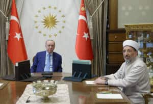 Cumhurbaşkanı Erdoğan, kurban vekâletini Türkiye Diyanet Vakfına teslim etti