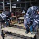 Antalya Büyükşehir Belediyesi, Kent Mobilyalarını Atölyelerinde Uygun Maliyetle Üretiyor