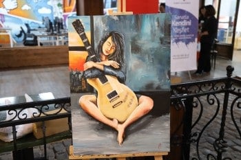 Eskişehir'de Otizmli Çocukların Resim ve El Sanatları Sergisi Haller Gençlik Merkezi'nde Açıldı