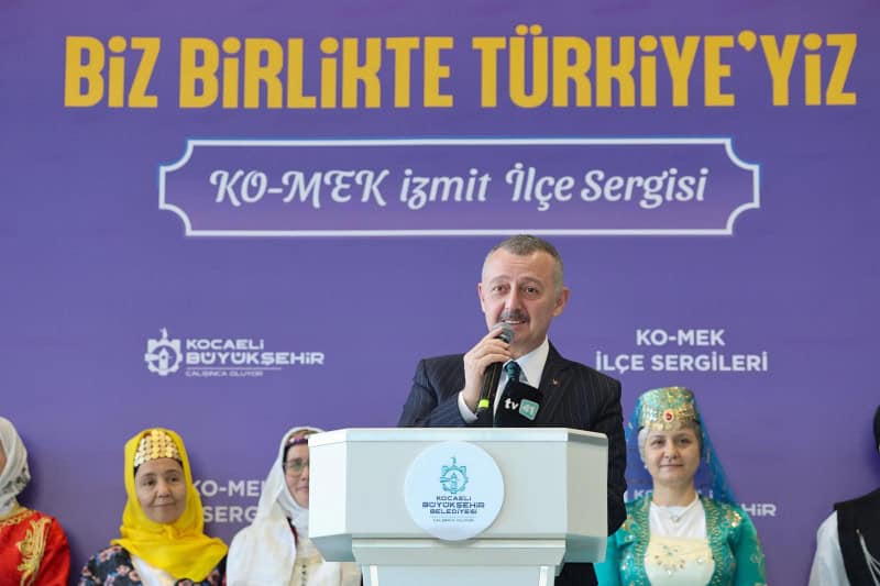 KO-MEK’in İzmit’teki yıl sonu sergisi yoğun ilgiyle açıldı