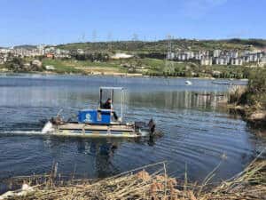 Kocaeli Büyükşehir Belediyesi Gölkaypark’taki Bıçkıdere Göleti’nde Kapsamlı Temizlik Yaptı