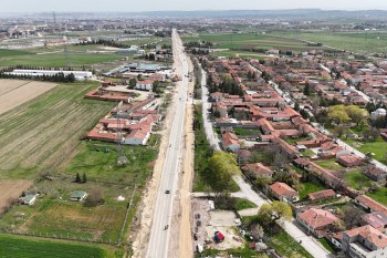 Eskişehir'de 100. Yıl Bulvarı'nda Yol Genişletme ve Yenileme Çalışmaları Sürüyor